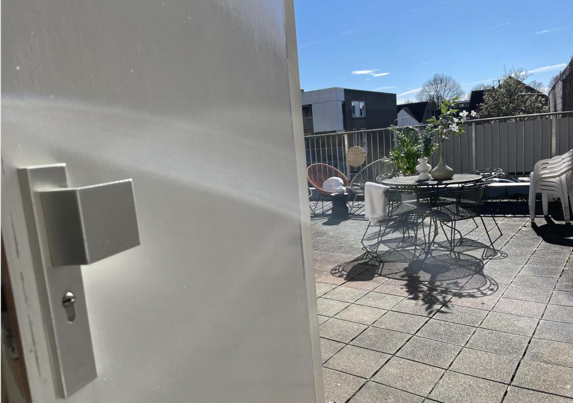 6P Hotspot Wifi Near Poppodium013 And City Center 튈뷔르흐 외부 사진